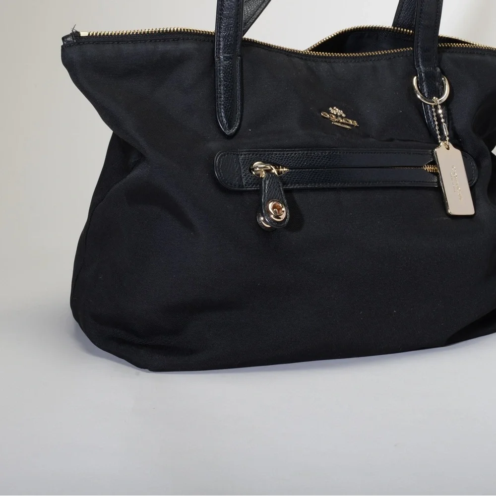 Coach Black Shoulder Bag - Picture 2 of 4